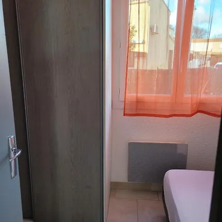 Comme A La Maison Apartment *