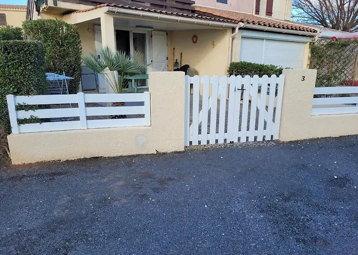 Comme A La Maison Marseillan (Herault)